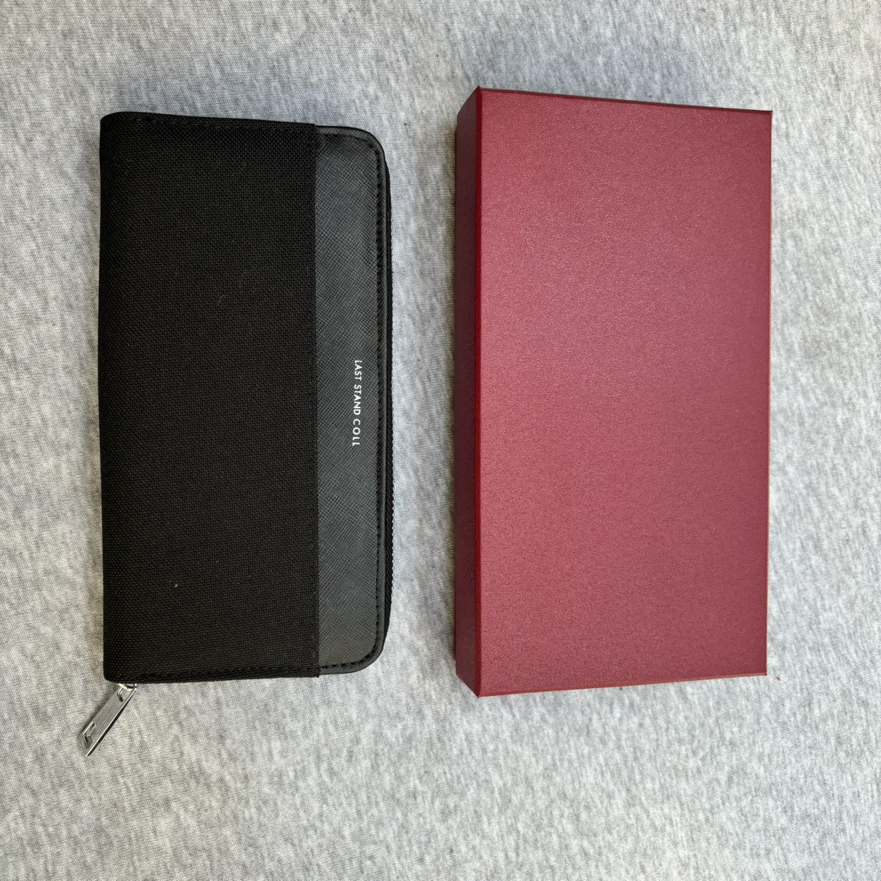 VÍ DÀI CẦM TAY NAM NỮ GANDALF CHẤT LIỆU DA SAFFIANO VÀ POLYESTER CANVAS