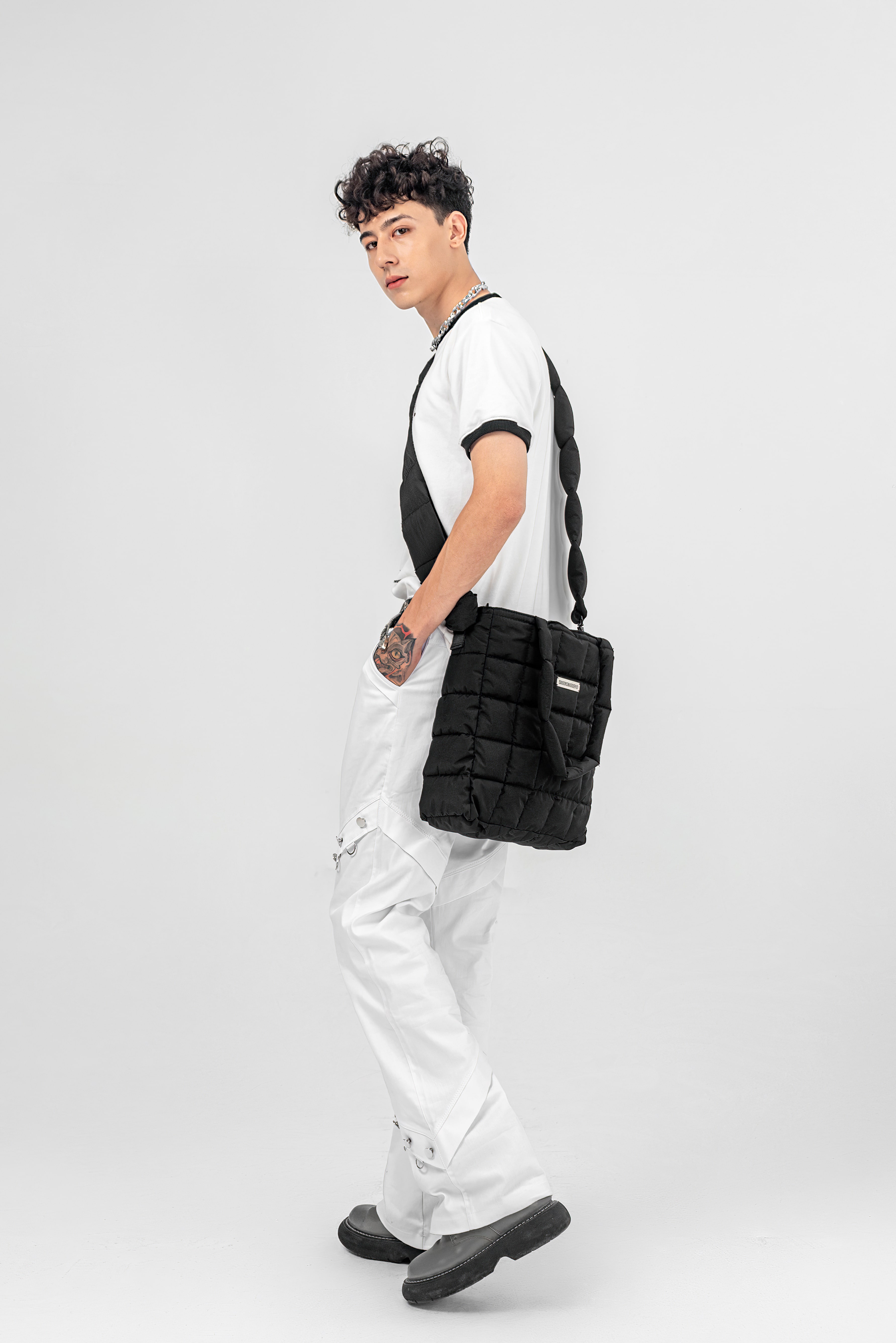 Túi Tote Chần Bông SAIGON SWAGGER NOIR PUFFER TOTE BAG