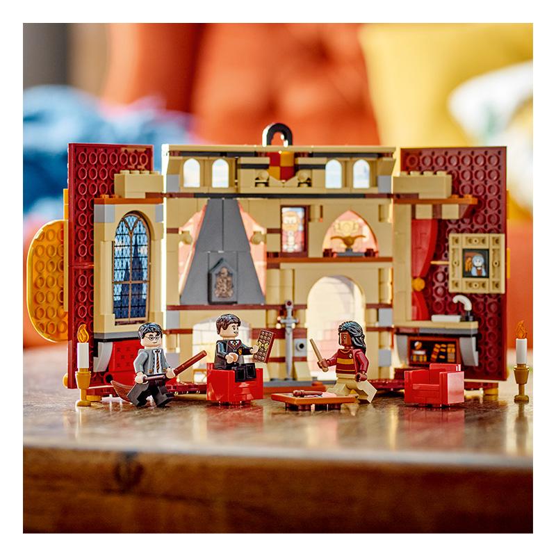 Đồ Chơi Lắp Ráp LEGO Bộ Cờ Nhà Gryffindor 76409