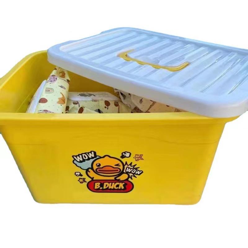 Thùng 10 Gói Khăn Giấy Ướt Vịt Vàng, Con Ong Vàng Tiện Dụng Tặng Thùng Nhựa Xinh Xắn, An Toàn Cho Bé