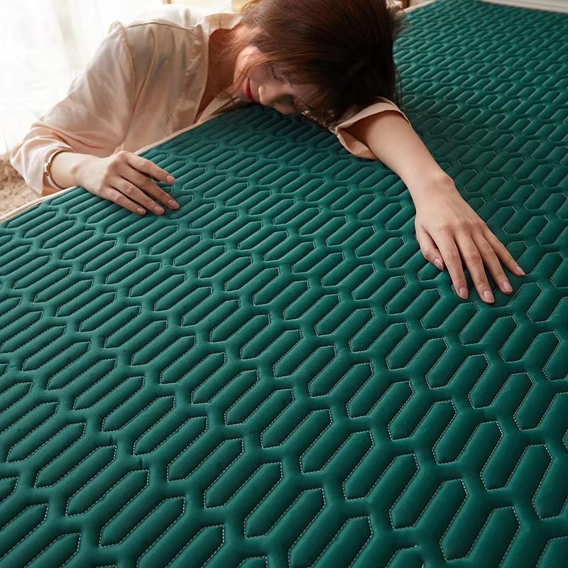 Chiếu điều hòa Tencel cao su non loại trơn - Tặng kèm 02 vỏ gối cùng màu