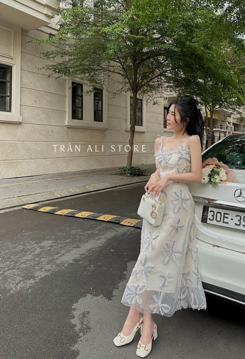 Đầm 2 dây hoa nổi sang trọng đầm hoa dự tiệc