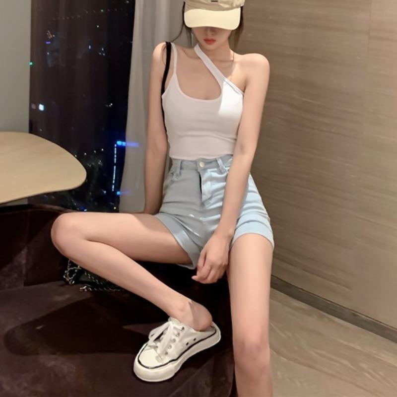 Áo 2 Dây Nữ Chéo Vai Croptop Ôm Dáng Phong Cách Quyến Rũ 2D09