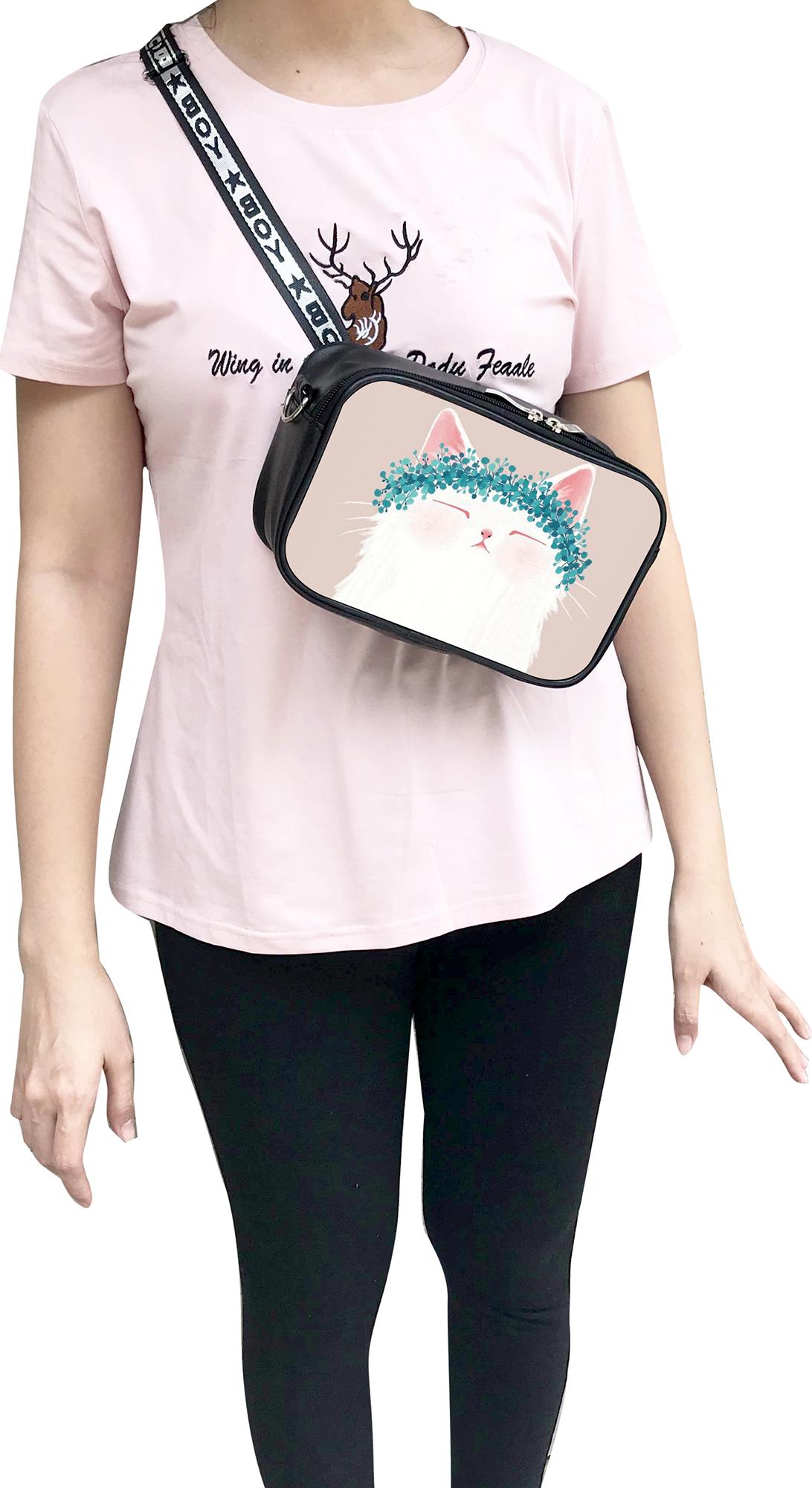Túi đeo chéo hot trend 2019 mang nhiều kiểu hình bé mèo