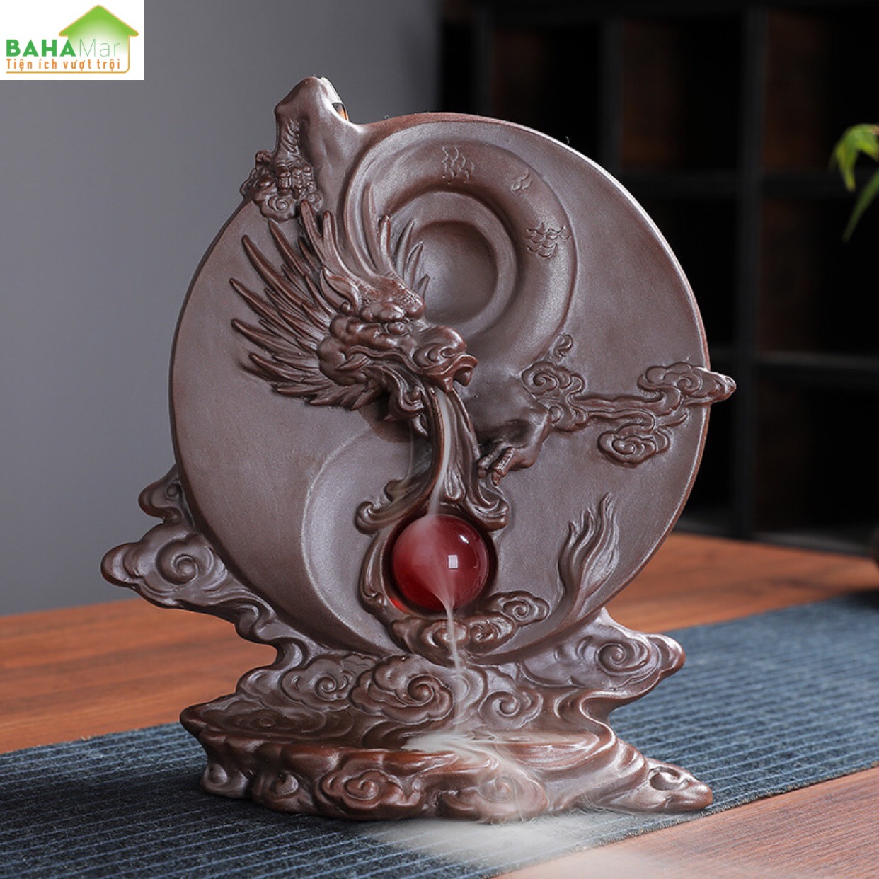 LƯ HƯƠNG TRẦM THỔI NGƯỢC RỒNG MAY MẮN THẢ NGỌC "BAHAMAR" Sáng tạo vẻ đẹp với phong cách điêu khắc, thú vị và hấp dẫn.