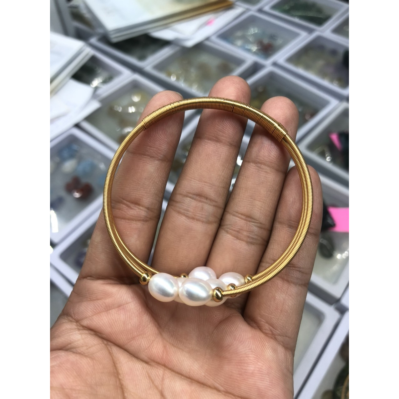 Vòng đeo tay, lắc tay từ ngọc trai nuôi tự nhiên cho nữ