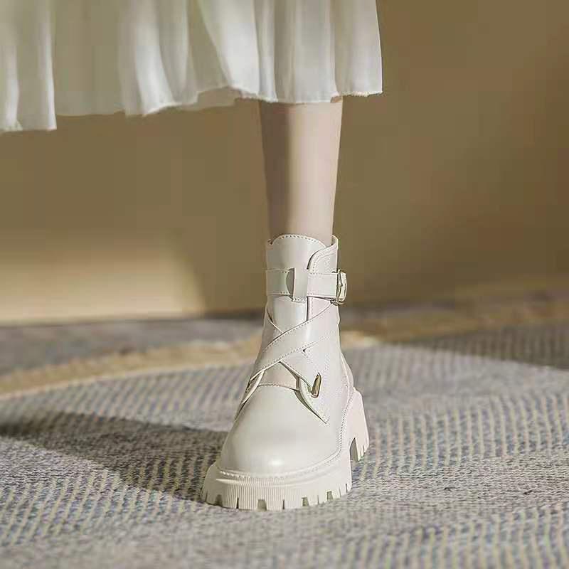 Martin boots women's British style 2021 new autumn and winter fashion versatile thin single boots women with plush thick soled short boots women