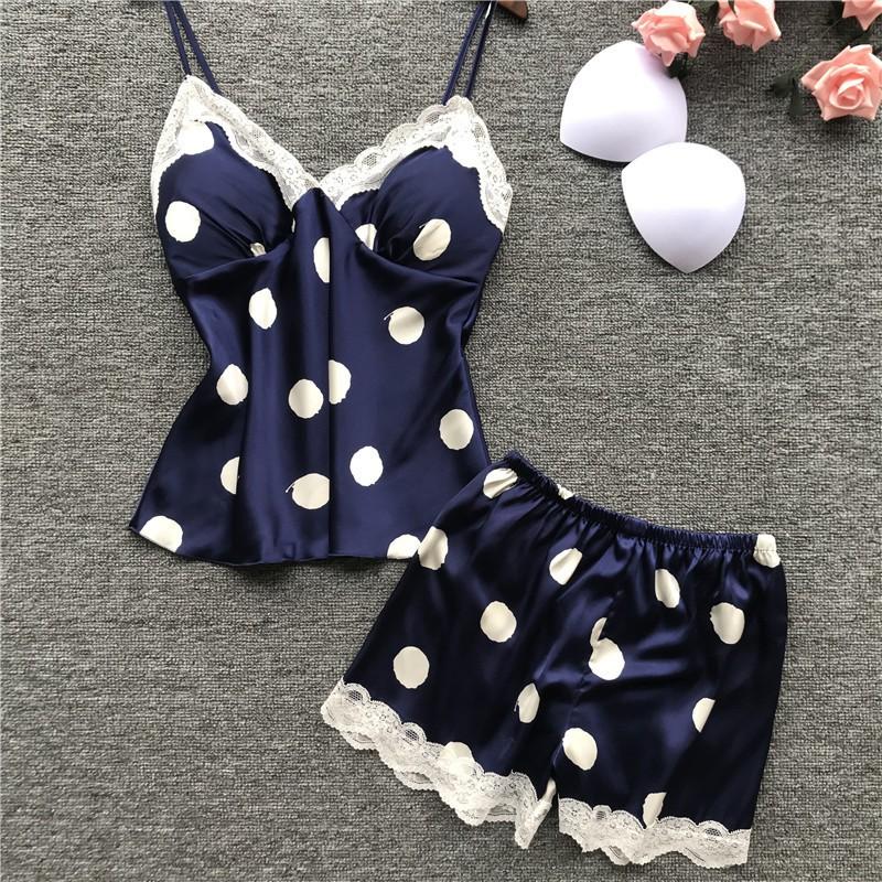 Bộ ĐồNgủ SexySALE SẬP XÀNBộ ngủ lụa 2 dây chấm bi kèm mút ngực Z397