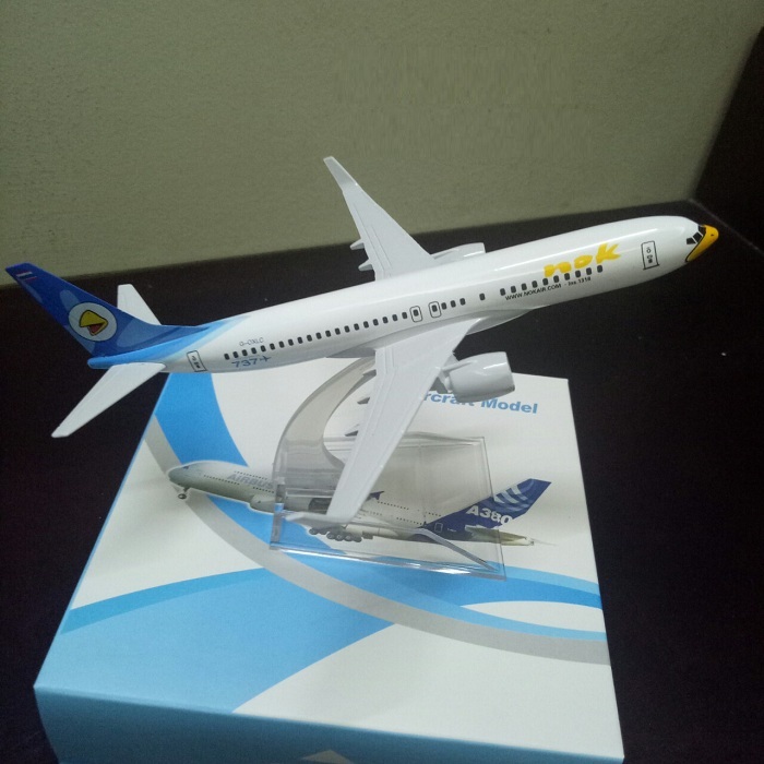 Mô hình máy bay tĩnh B737 Nok Air 16cm