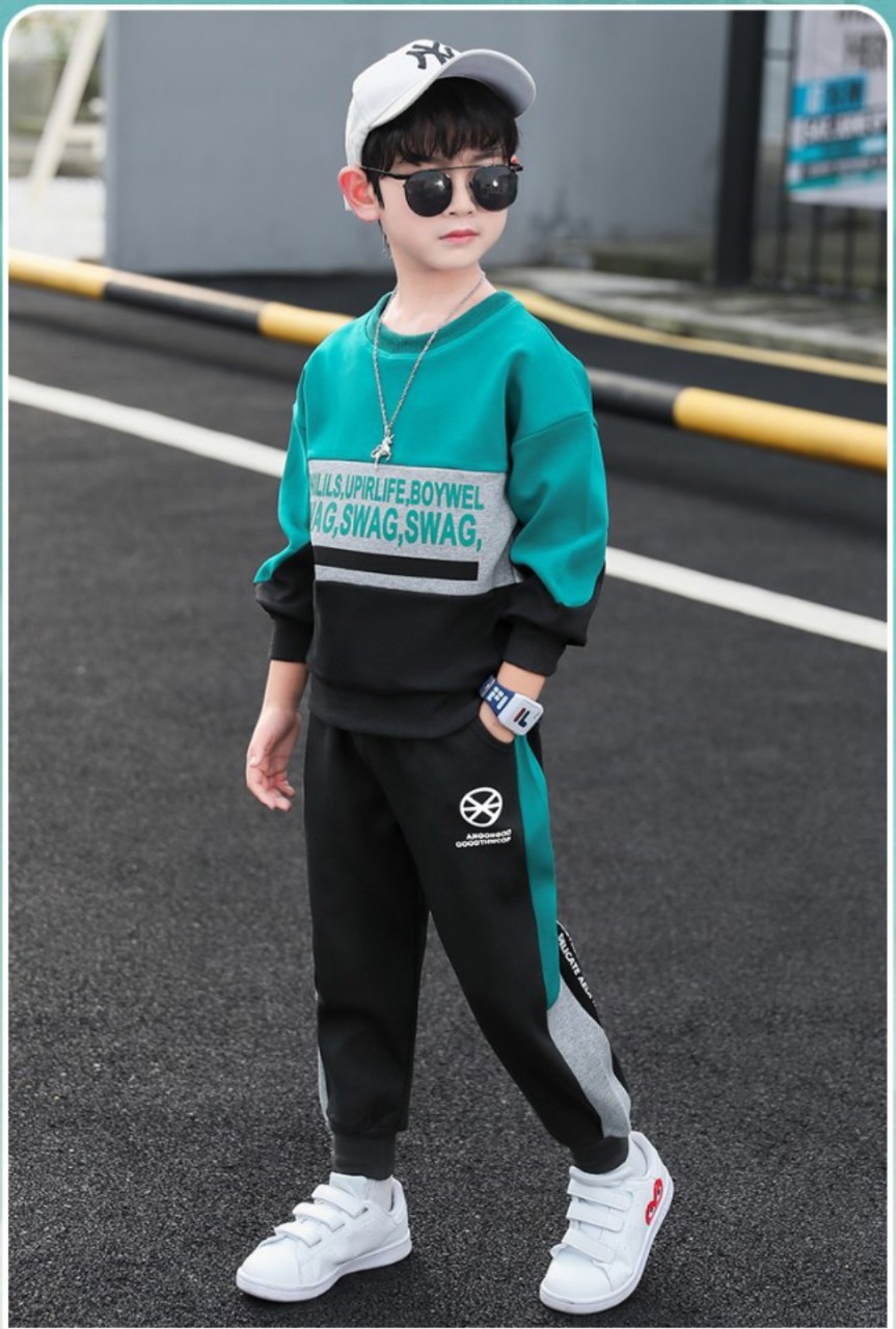 Set bộ quần áo trẻ em thu đông dành cho bé trai mẫu SWA  5-14 tuổi (18-45kg). Chất liệu nỉ đẹp, đường may kỹ. MA102