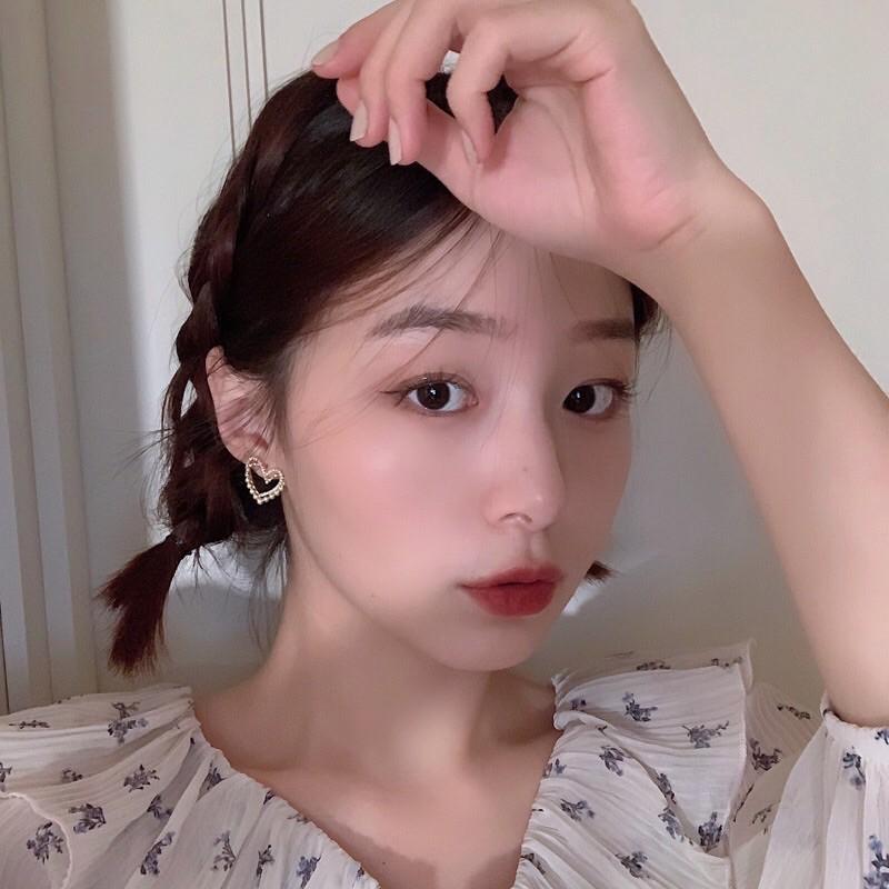 Bông tai hình trái tim đính đá mẫu mới