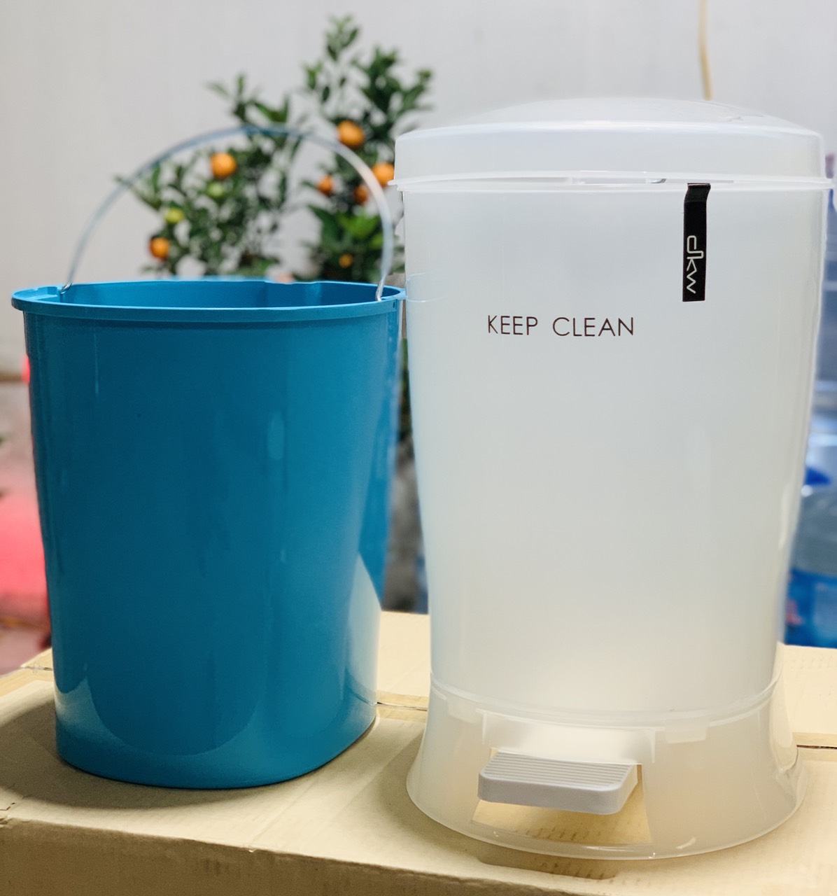 Thùng rác DKW 2 lớp có chân đạp, làm từ nhựa PP cao cấp đảm bảo độ bền - nội địa Thái Lan