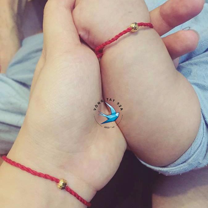 VÒNG TAY CHỈ ĐỎ + CHARM MẠ VÀNG 24K