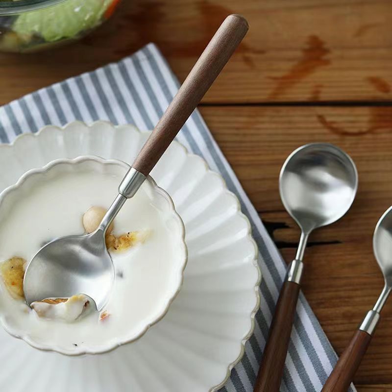 Muỗng thìa chất liệu thép không gỉ cán tròn phù hợp ăn cơm, súp, mì, tráng miệng thiết kế thời trang