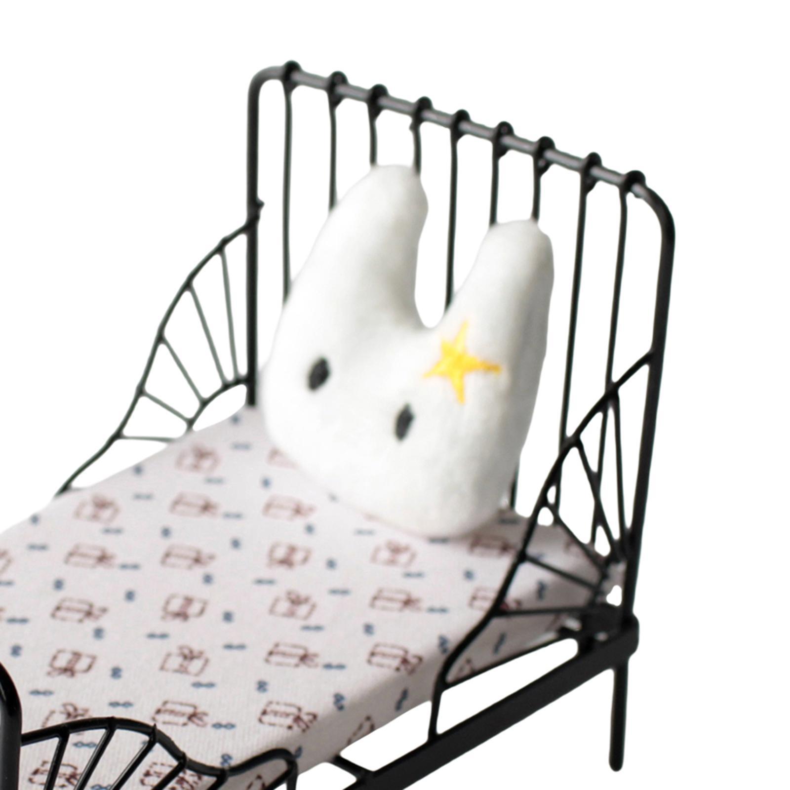 1/12 Mini Dollhouse Furniture Bed Simulation for Children Room Decor