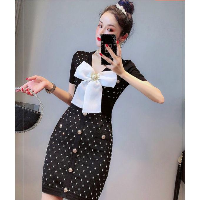 ĐẦM LEN BODY PHỐI NÚT CỔ NƠ KẾT HẠT