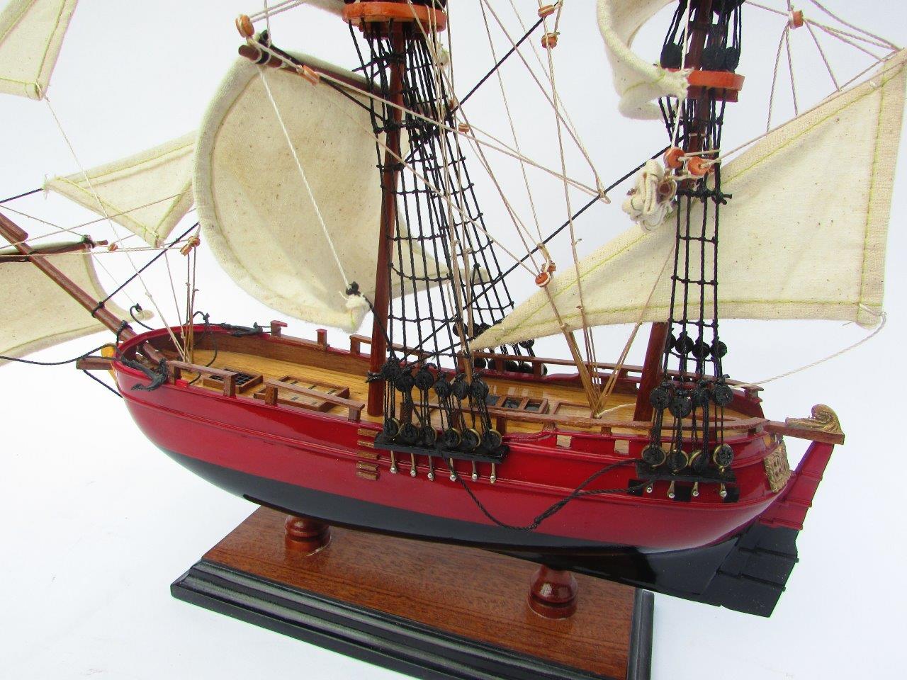 Mô Hình Thuyền Cổ Kích Thước Nhỏ Dạng Thuyền Cổ RED RACKHAM’S PIRATE SHIP Chất Lượng Cao Giá Sỉ Tận Xưởng