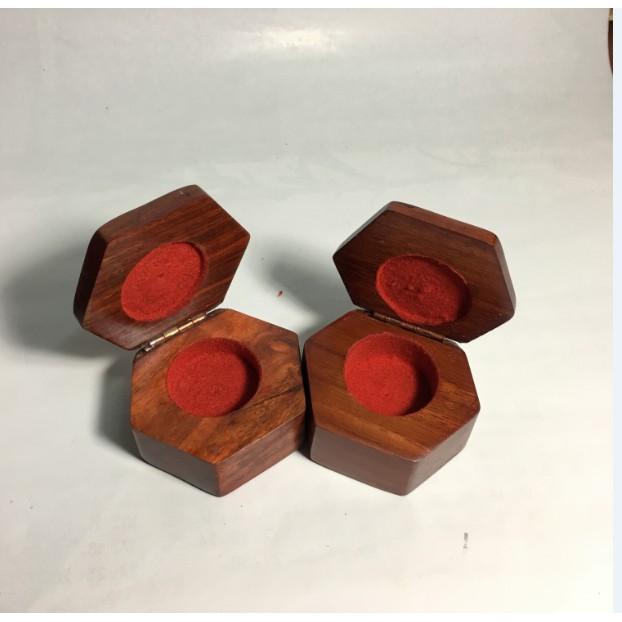Hộp đựng nhẫn bằng gỗ MINI có thảm đỏ lót cao cấp - Món quà ý nghĩa tặng người thân (ẢNH THẬT 100%)