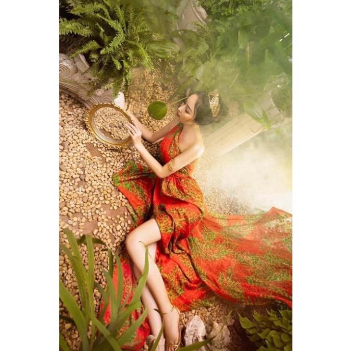Đầm váy maxi voan lót lụa hoa đỏ lệch vai xẻ mút ngực cánh tiên Ivy fashion đi biển dự tiệc dạo phố bigsize gợi cảm