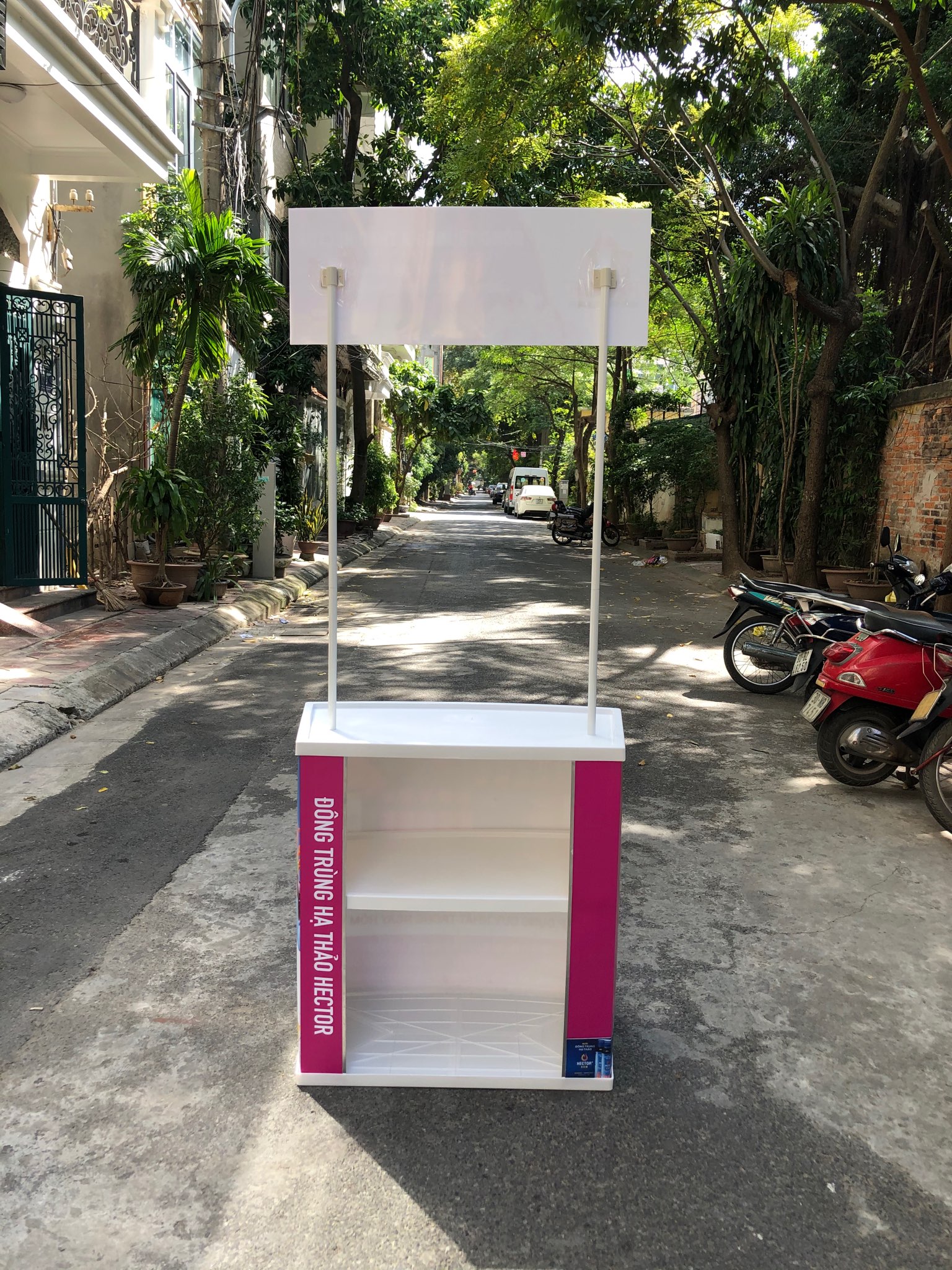 Quầy bán hàng sampling booth, promotion counter di động gấp xếp bằng nhựa