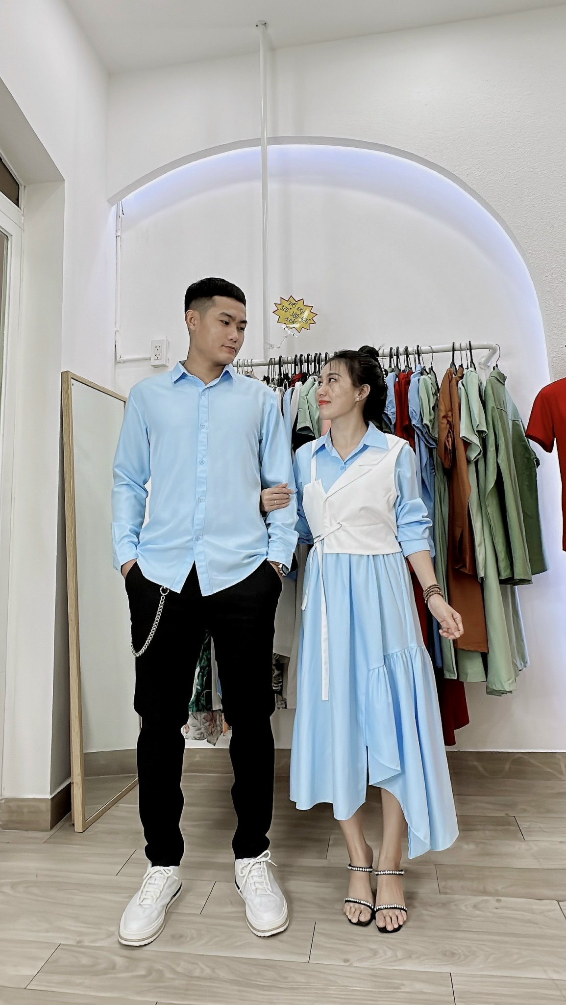 Set đồ đôi nam nữ hình thật giá rẻ Couple Tina - AV014
