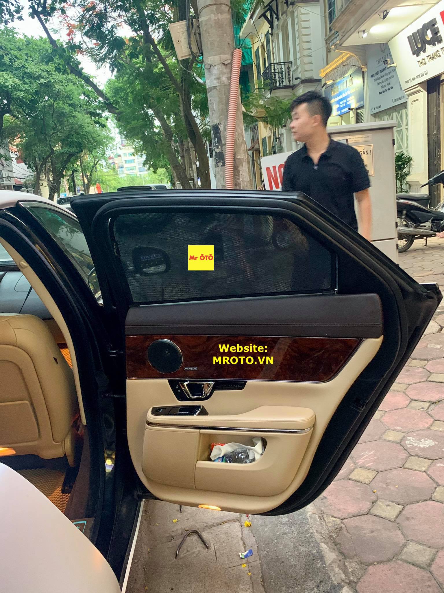 Rèm Che nắng xe Jaguar XJL 1 có hút nam châm, Vải dày dặn, chống nắng tuyệt đối, dễ dàng lắp đặt