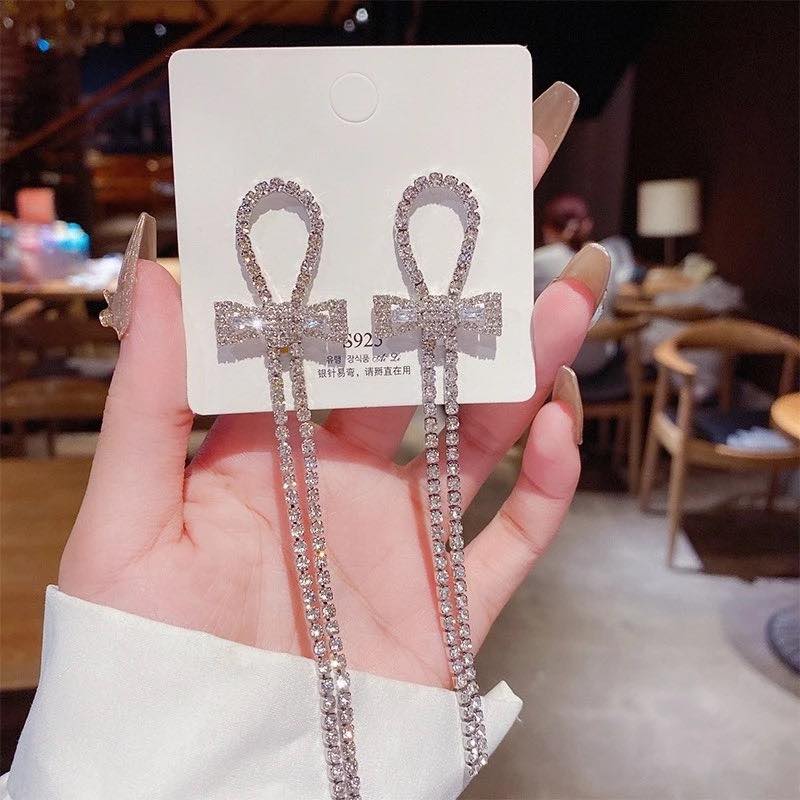Earrings đeo tai hình nơ gắn đá lấp lánh cao cấp cho nữ