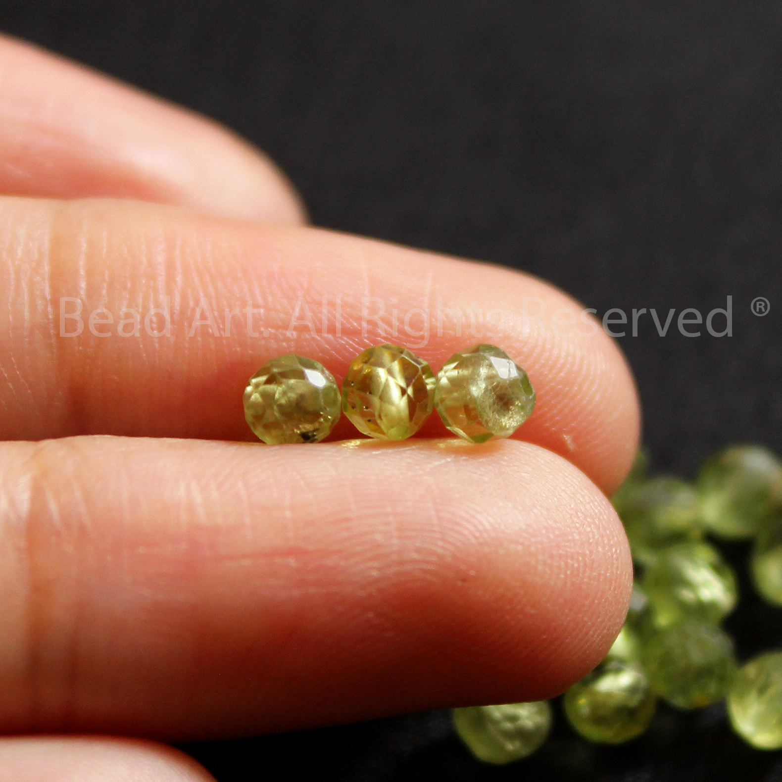 3.5MM Đá Peridot Xanh Lá Tự Nhiên Giác Cắt, Mộc, Hoả, Đá Phối Vòng Tay Phong Thuỷ, Chuỗi Hạt - Bead Art