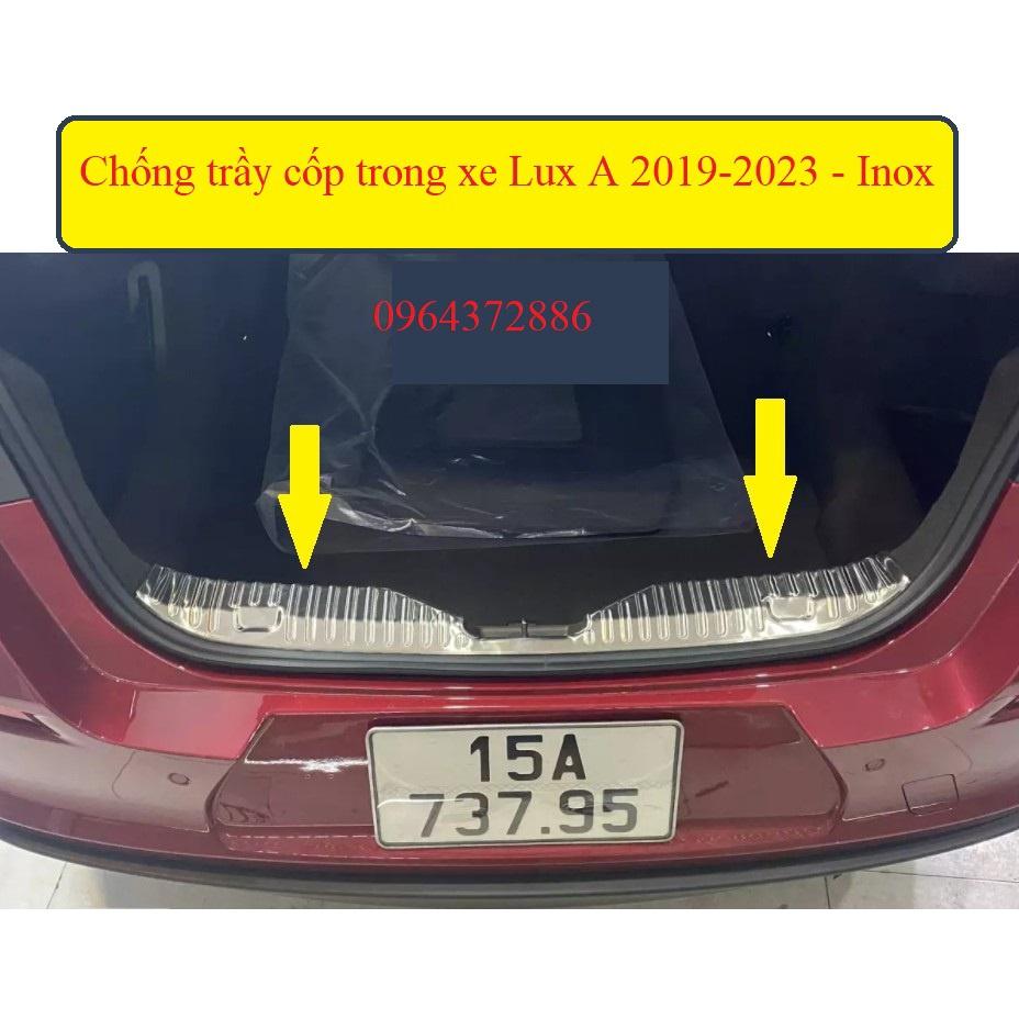 Chống trầy cốp trong xe Vinfast Lux A 2019-2023 inox cao cấp sáng bóng