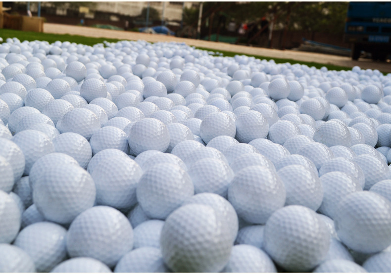 Bóng chơi golf Q003