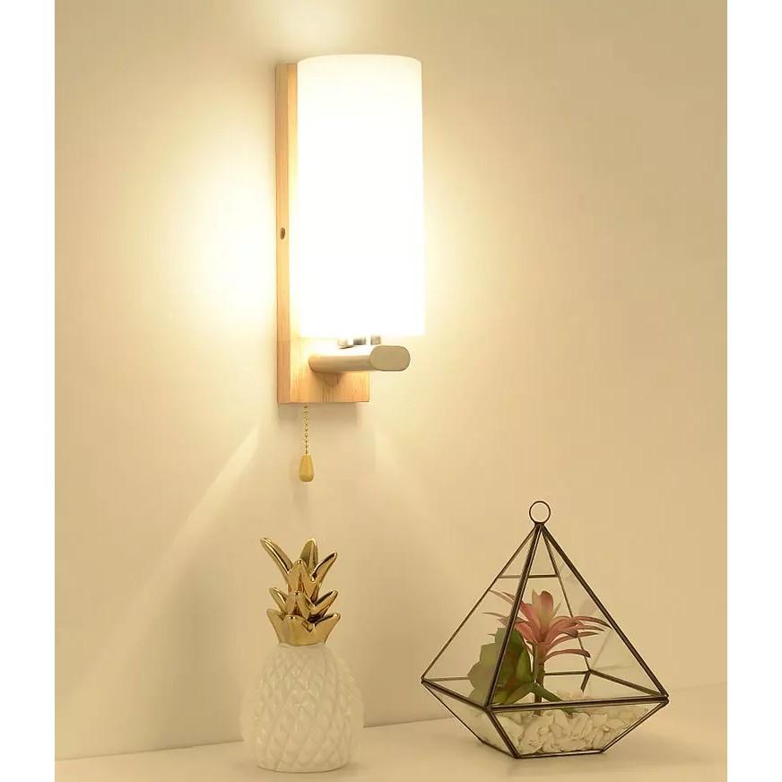 Đèn tường đế gỗ, chao thủy tinh cao cấp màu trắng đục đui E27 TG9002 - đèn tường cầu thang đèn tường phòng ngủ