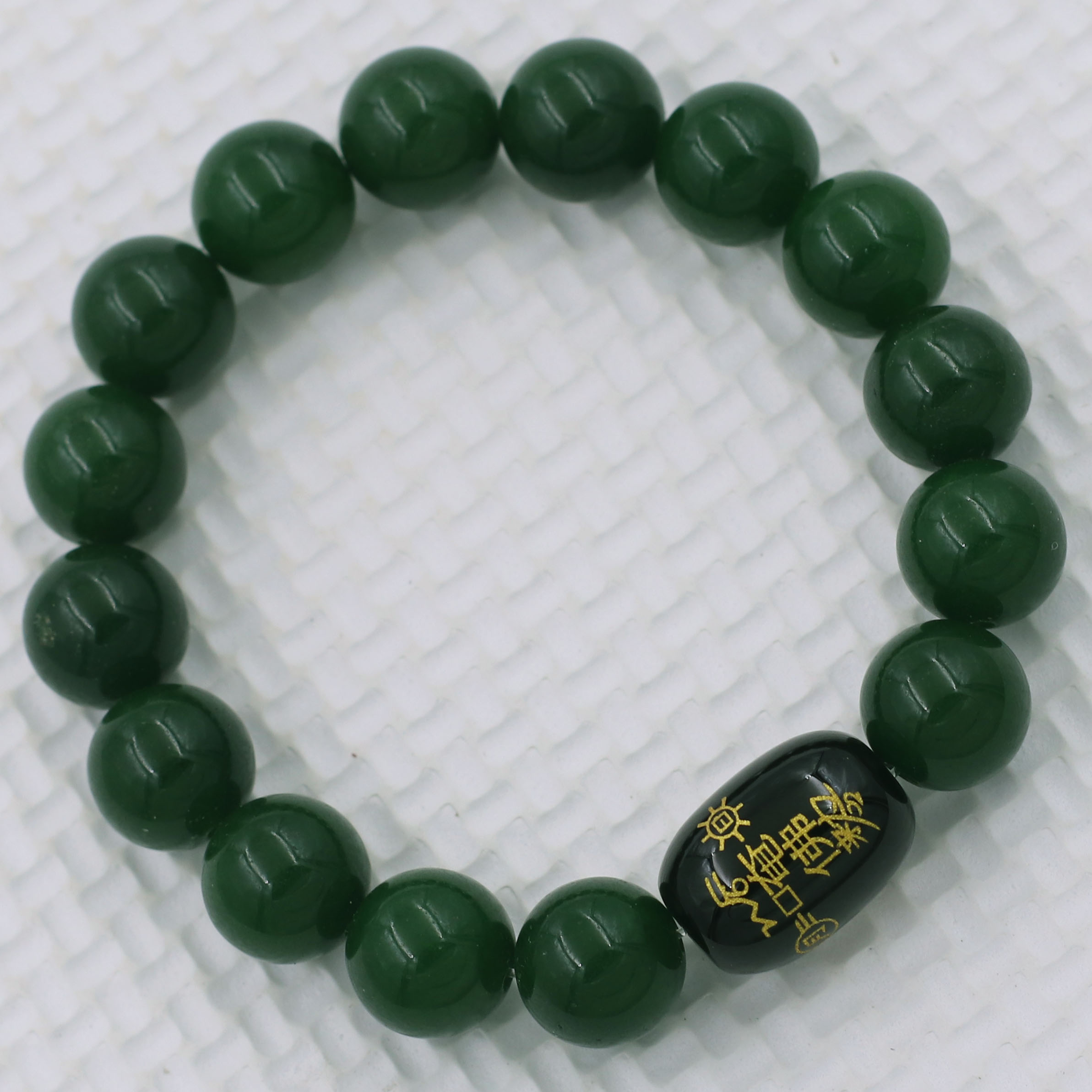 Vòng chuỗi đeo tay đá thạch anh xanh rêu 10 ly charm giải thái tuế phù, vòng chuỗi phong thủy, giải năm hạn thái tuế