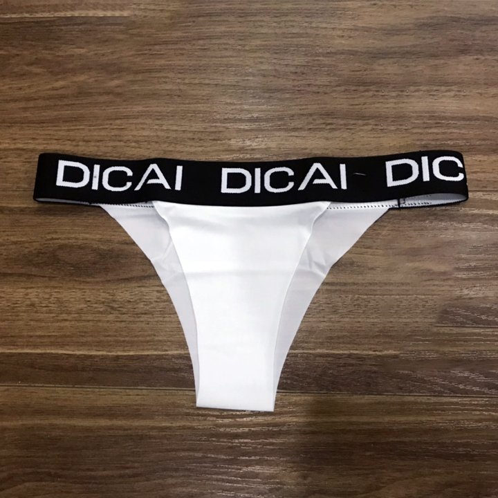 Quần Lót Nữ Tam Giác Siêu Mỏng, Trong Suốt. Sexy, Siêu Đẹp, Thoáng Mát ! Cạp Chun In Chữ Dicai