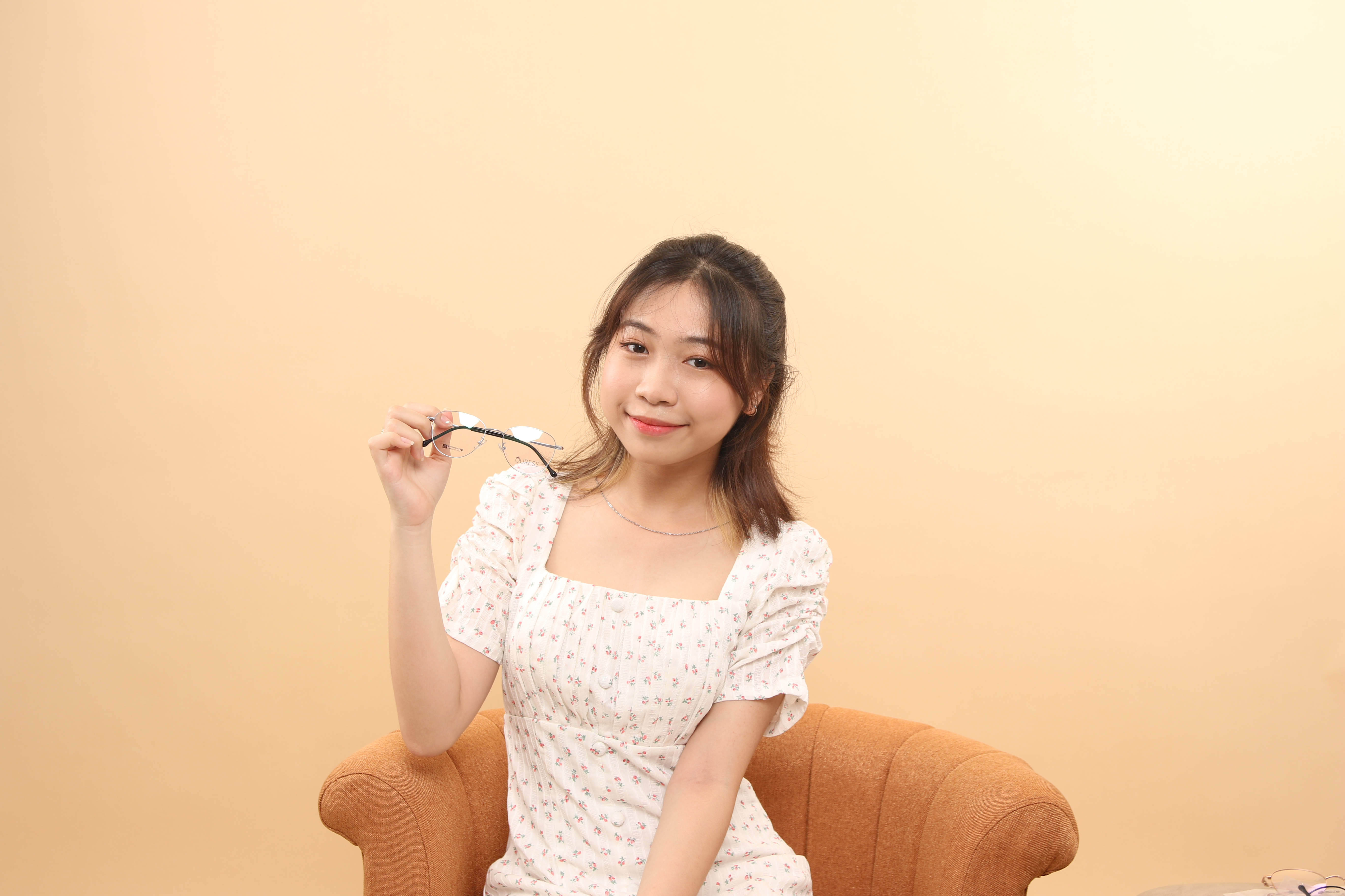 Gọng kính titanium 1188 thời trang nam nữ siêu nhẹ siêu bền OURESS