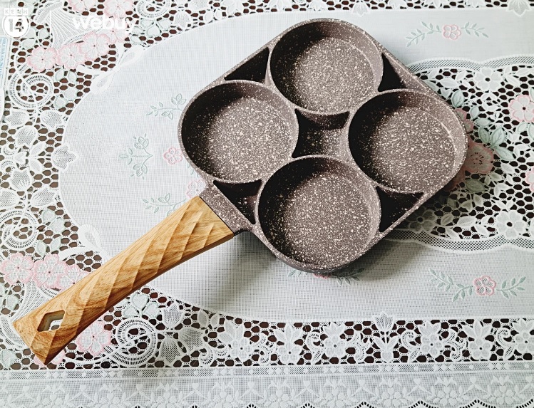 Chảo rán trứng 4 lỗ tròn