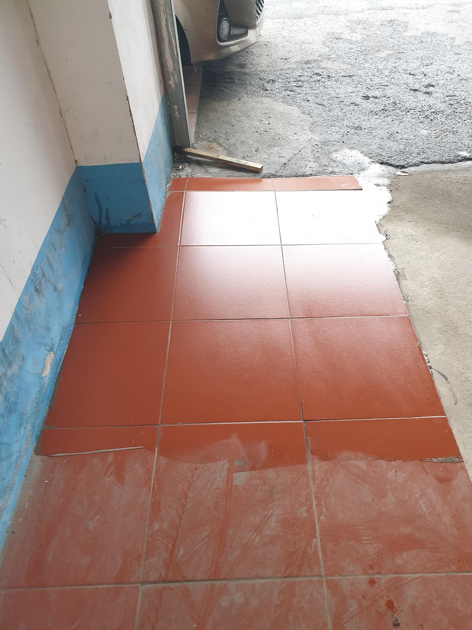 SIÊU TẨY RỬA NỀN GẠCH & ĐỒ SỨ