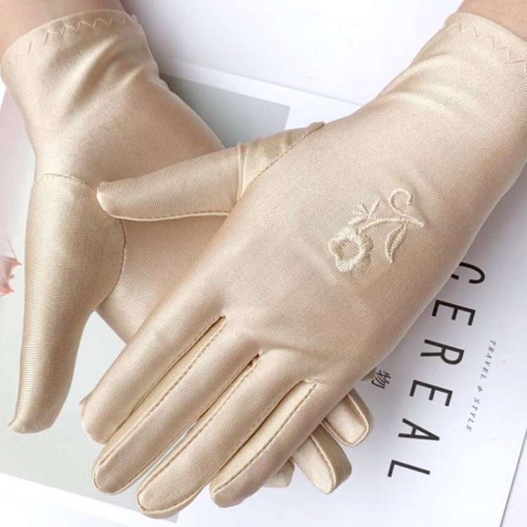 Găng Tay Nữ CN02 Vải Thoáng Khí Thêu Họa Tiết Thời Trang Chống Nắng Và Tia UV