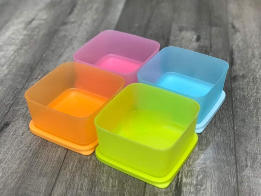 Bộ Hộp BQTP Small Square Round 4 Hộp TUPPERWARE HÀNG CHÍNH HÃNG