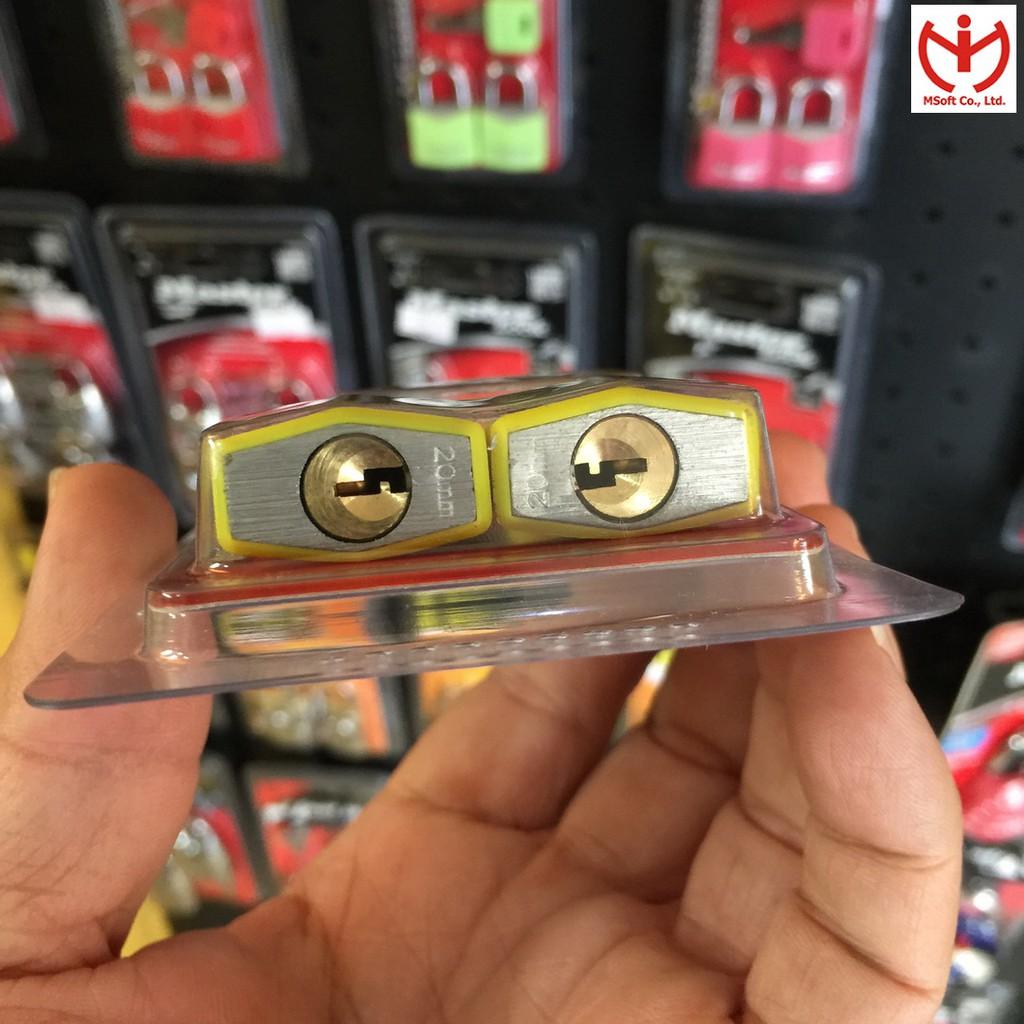 Bộ 2 ổ khóa vali Master Lock 9121 TCOL rộng 20mm dùng chung 2 chìa - khóa hành lý - MSOFT