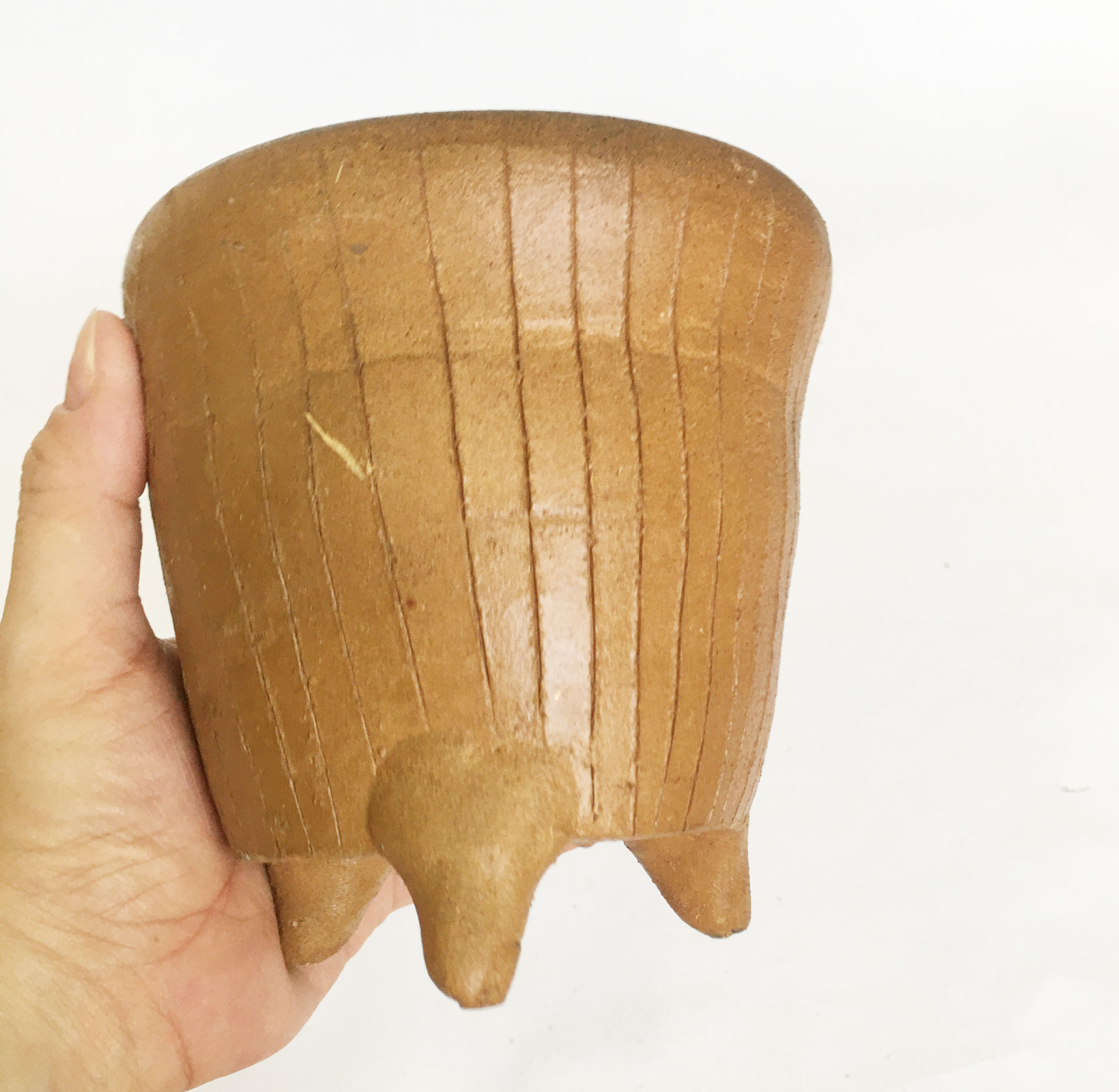 Chậu gốm đất nung ba chân handmade - Chậu gốm thủ công Chămpa Bàu Trúc, trồng sen đá, decor vintage