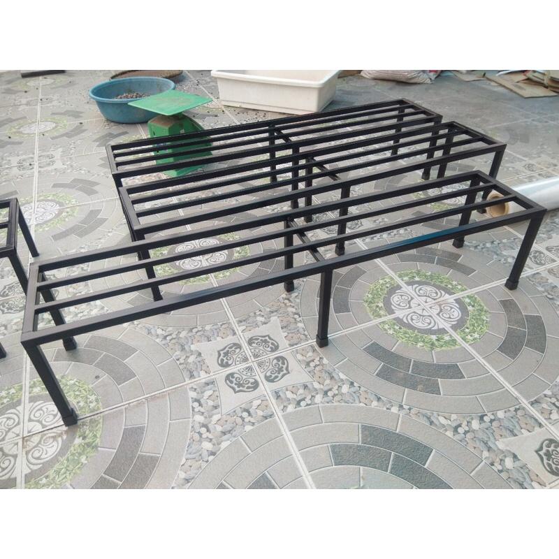 Combo 4 kệ thép kê chậu cây. Dài 120cm, rộng 25cm, cao 15cm. 2 nan phụ.6 chân. giằng đỡ giữa