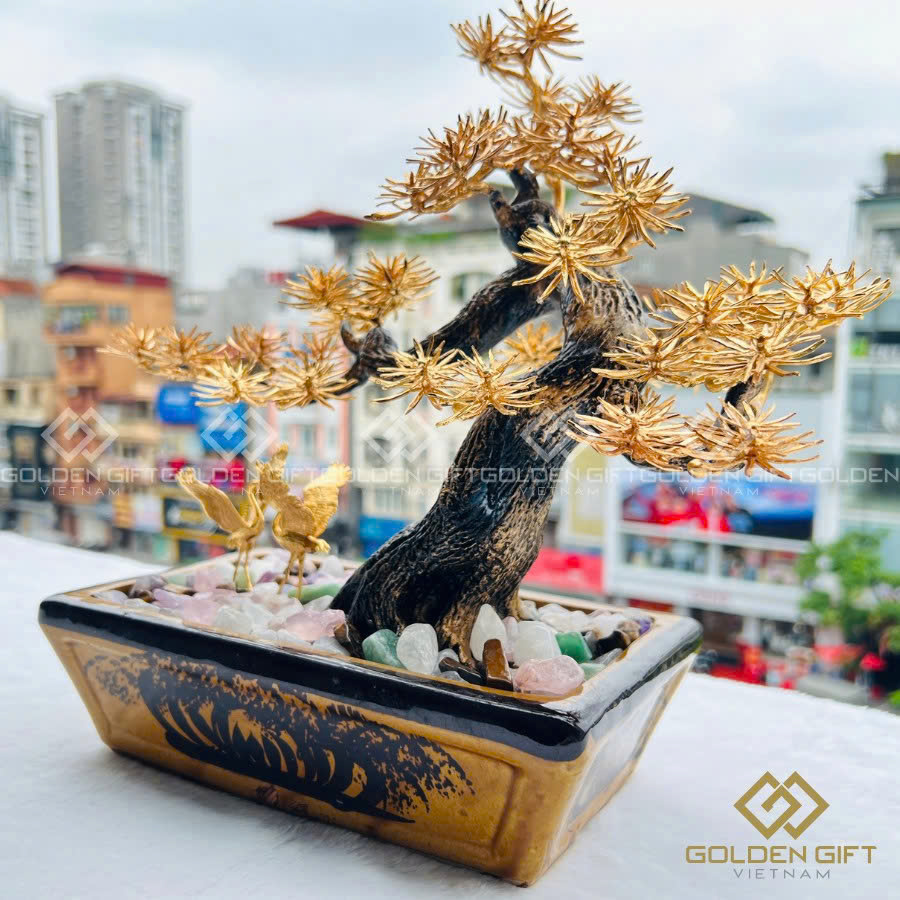 Tùng hạc diên niên mạ vàng