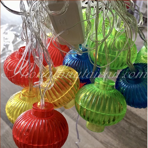 Đèn trang trí dây 4 màu quả Tú Cầu nhựa 20 quả/dây 5m