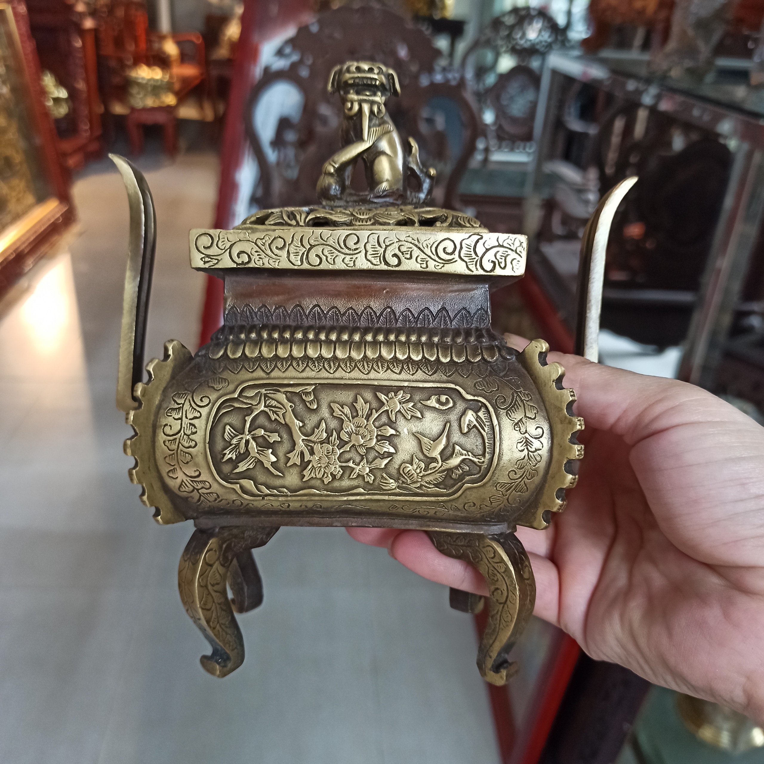 Đỉnh Lư Đồng Xông Trầm Hương cao 18cm nắp nghê thân vuông họa tiết đẹp - Đồ đồng Nguyệt Ánh 0916756116