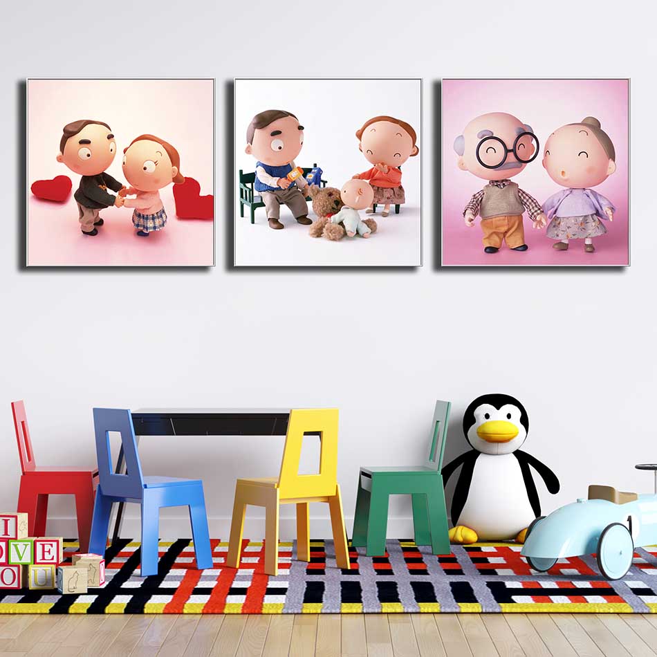 Bộ 3 tranh canvas trang trí phòng trẻ em Gia đình hạnh phúc - TTE010