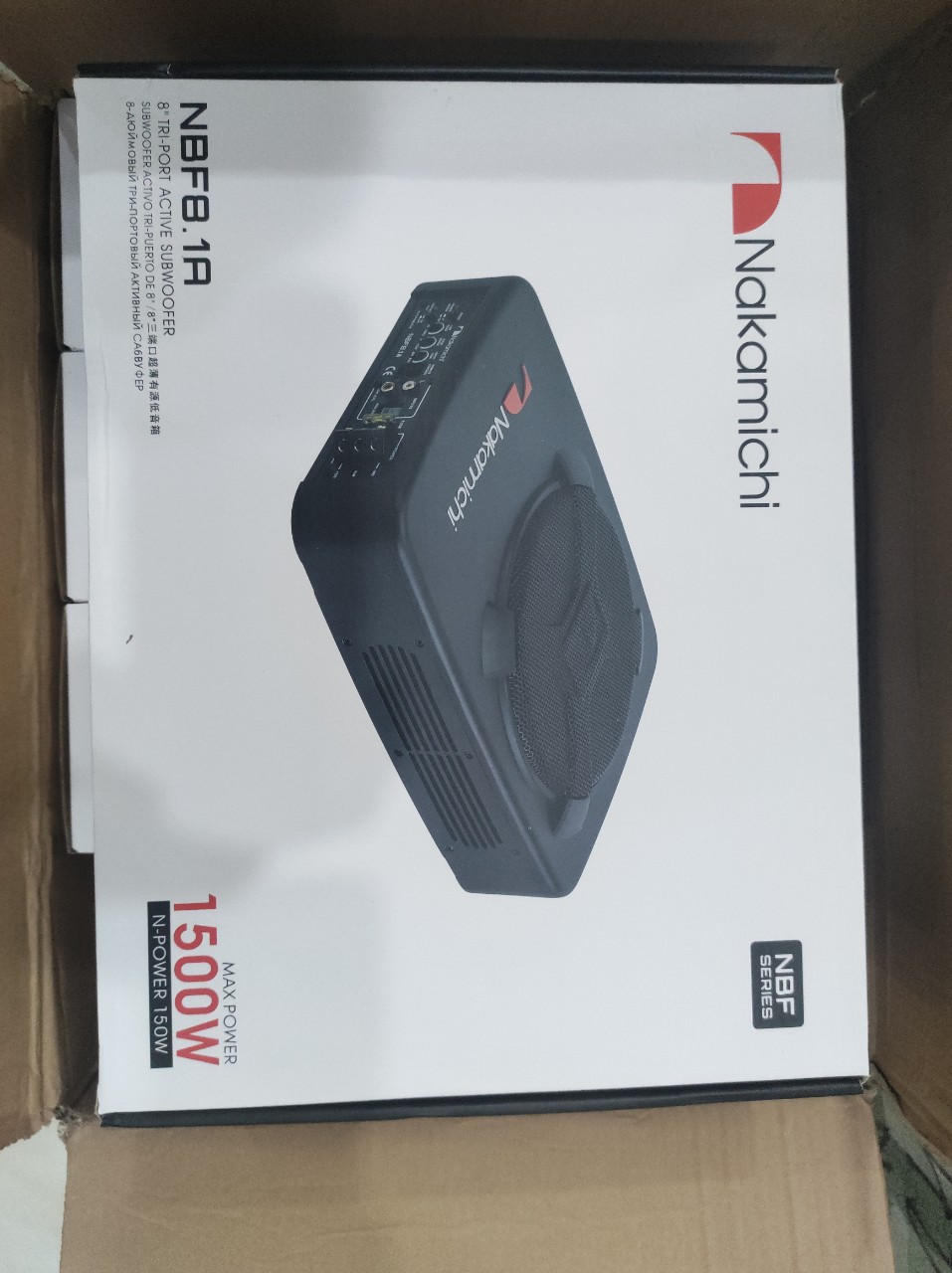Loa Sub gầm ghế ô tô Nakamichi NBF8.1A -Tặng kèm bộ kít đấu sub và bộ mạch chống nhiễu âm thanh