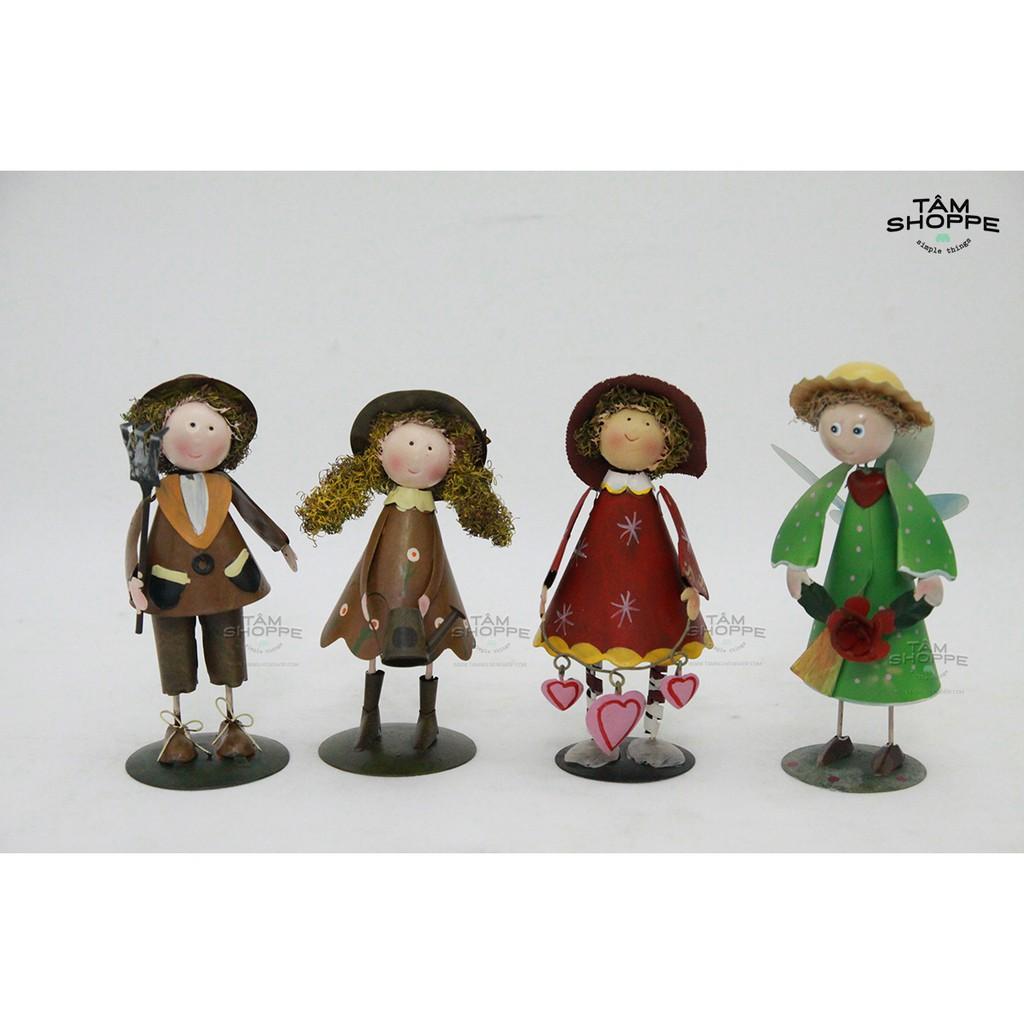 BÚP BÊ SẮT TRANG TRÍ VINTAGE 18CM SỐ 13