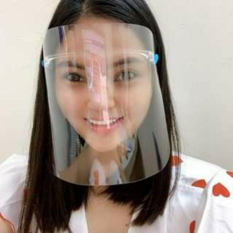 Kính tấm chắn giọt bắn tiện lợi.