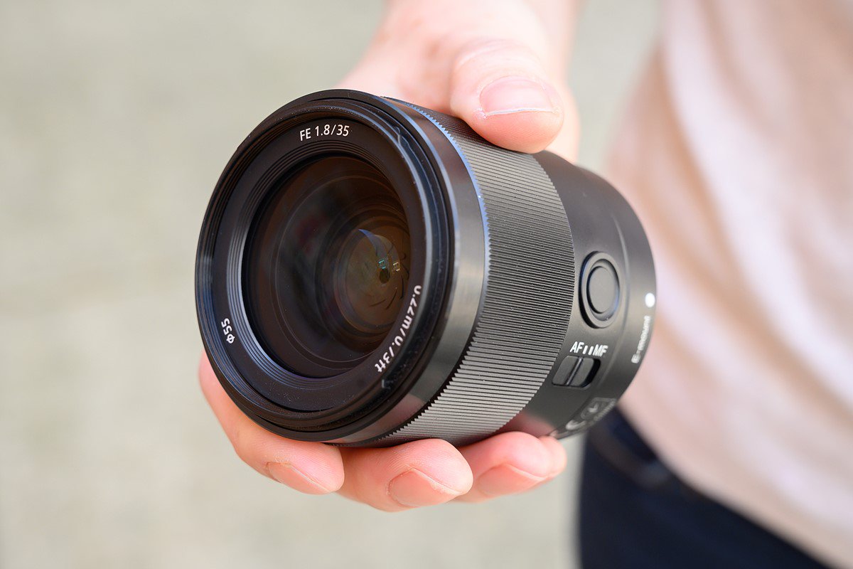 ỐNG KÍNH SONY FE 35MM F/1.8 - HÀNG CHÍNH HÃNG