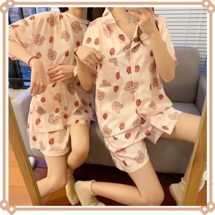 Bộ Ngủ Hình Gấu Quả DâuUlzzang Cute Form Rộng - Pijama Hè Bộ Mặc Nhà Ngắn Tay Hot Trend - DAUBE - S021